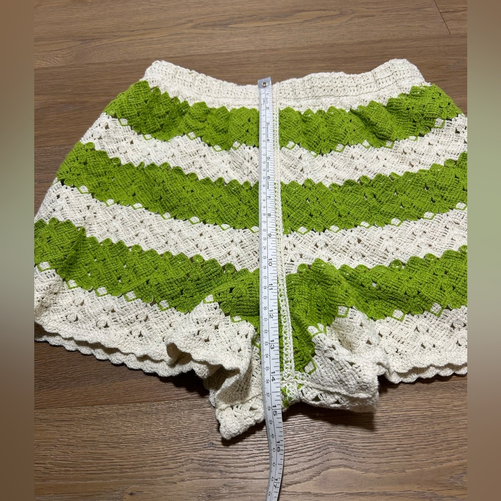 Crochet boho vacation set - crop top + shorts - Picture 11 of 14
